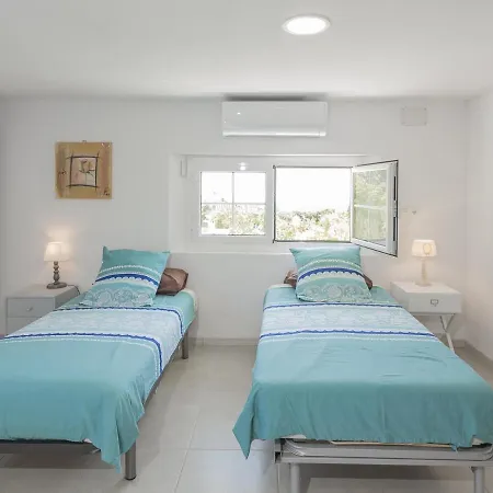 Casa Editha كالونج